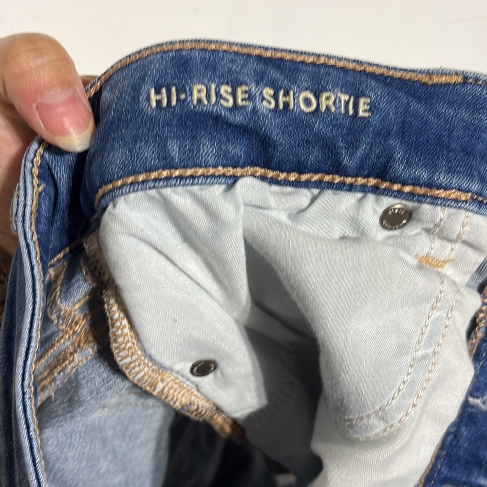 American Eagle Ne(x)t Level Stretch Hi-Rise Shortie Medium Wash Denim Shorts 10 - Picture 8 of 9